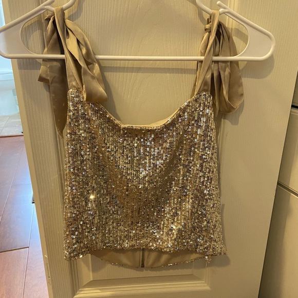 NWT sequin crop top - Picture 1 of 6